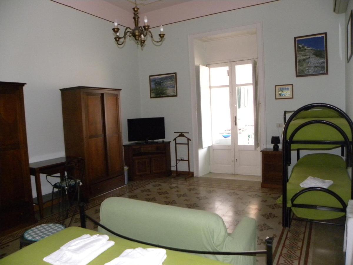Appartement Novecento à Lipari  Extérieur photo