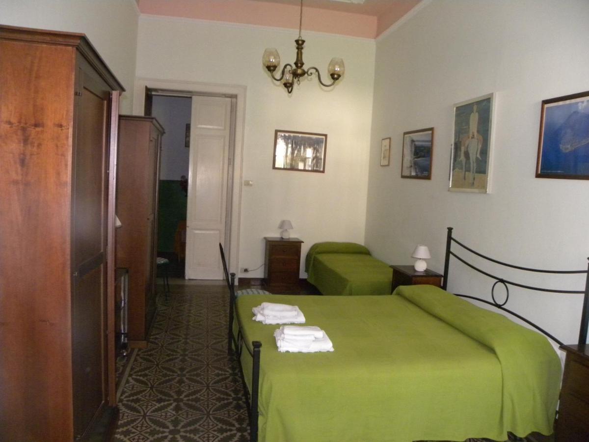 Appartement Novecento à Lipari  Extérieur photo