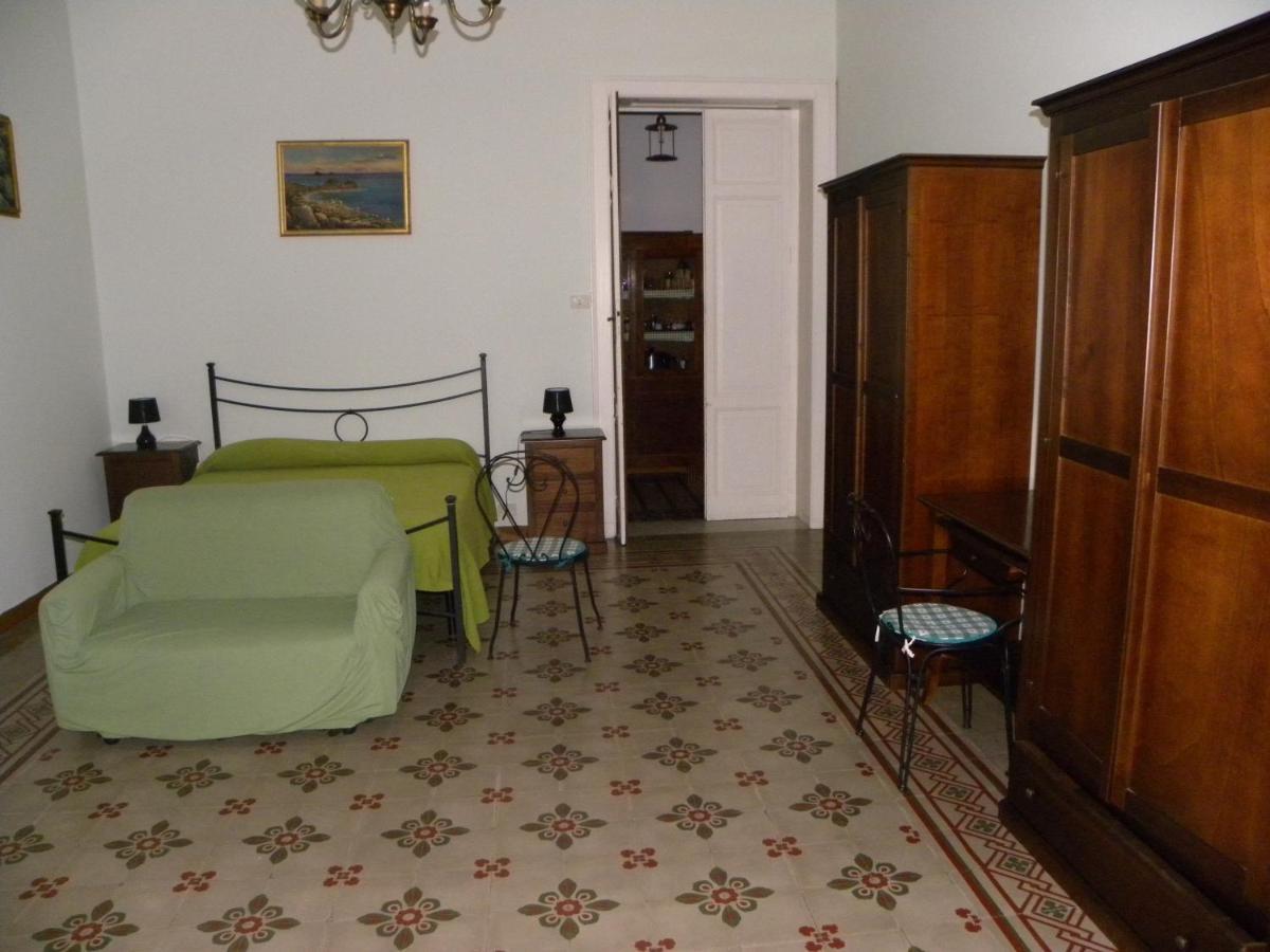 Appartement Novecento à Lipari  Extérieur photo